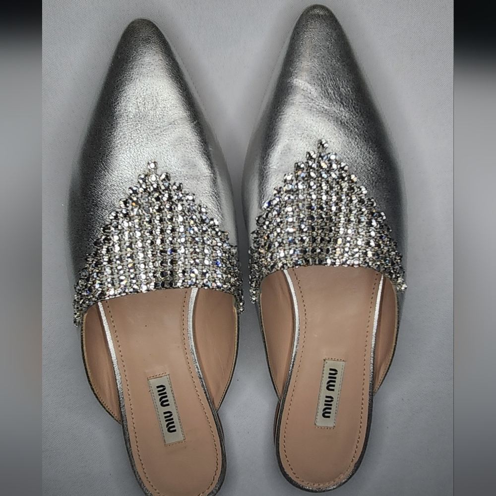 MIU MIU  Silver Crystal Embellished Flats Size 38 EU Gorgeous Bling!